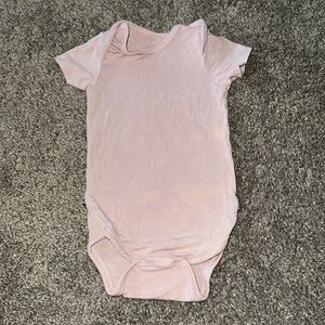 Kyte Baby blush bodysuit